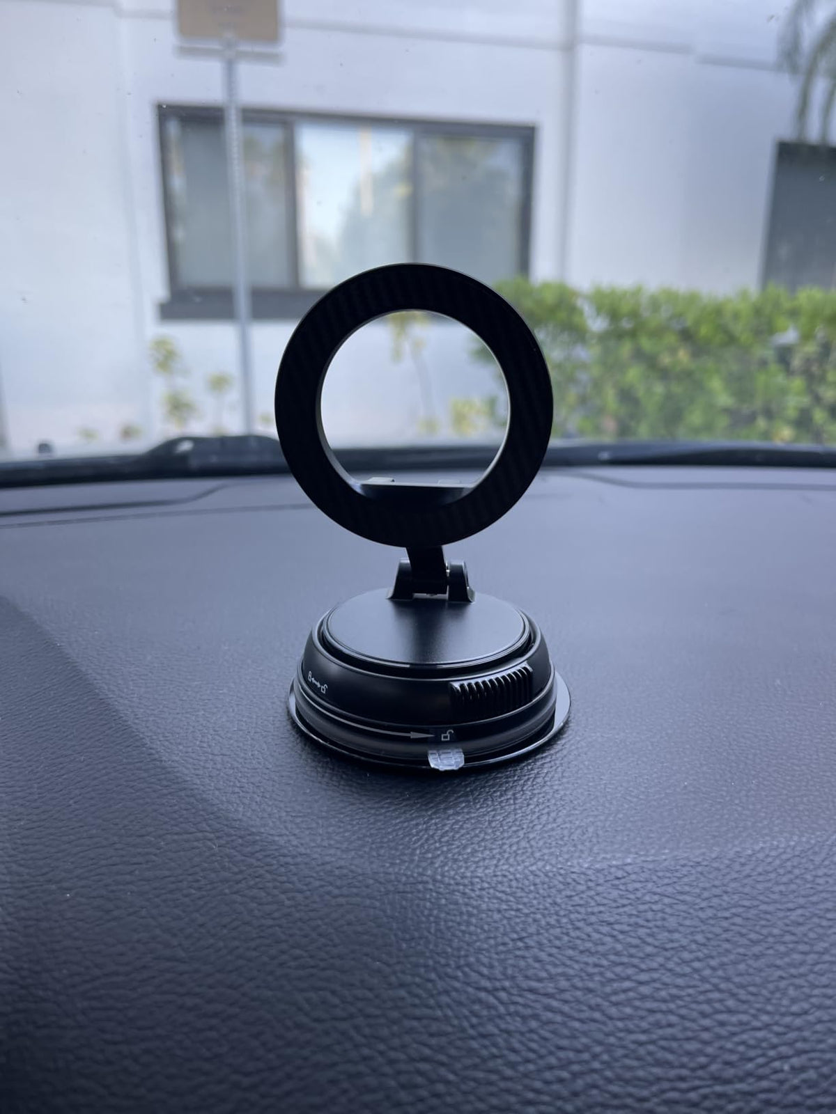 A Better Way to Keep Your Phone Within Reach