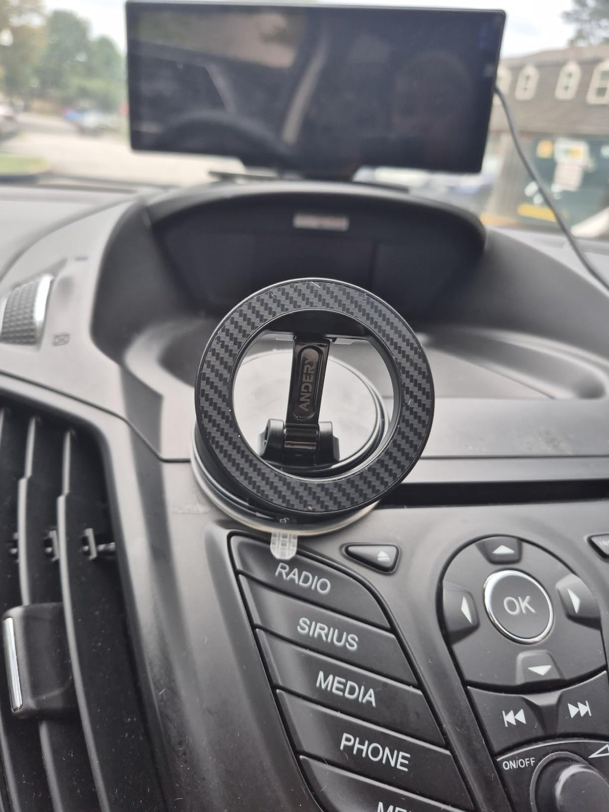 What Makes a Good Car Phone Mount? Design Details That Matter